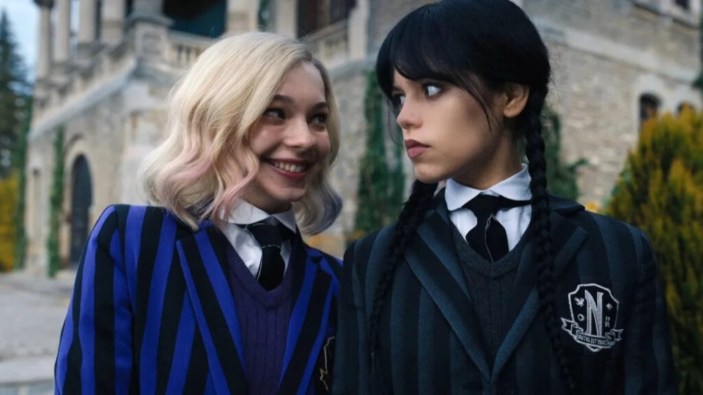 Jenna Ortega e Emma Myers, intérpretes de Wandinha e Enid (Foto: Reprodução)