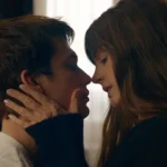 Anne Hathaway em The Idea of You. © Amazon Content Services LLC